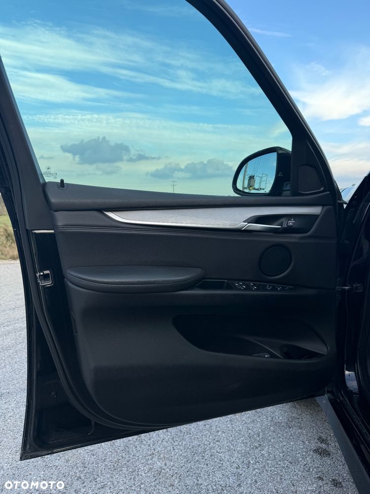 BMW X5 xDrive30d - 17