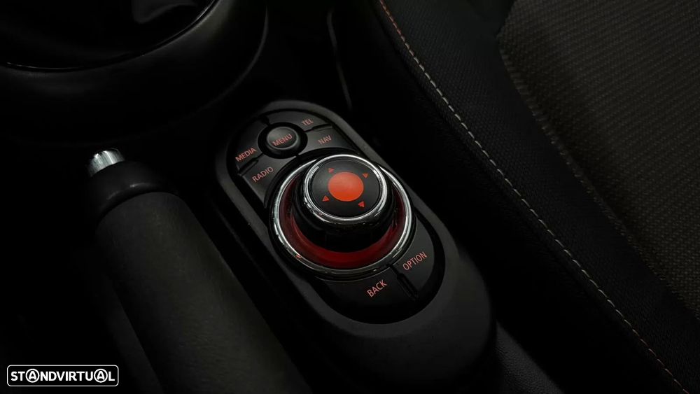 MINI 5 Portas Cooper D - 20