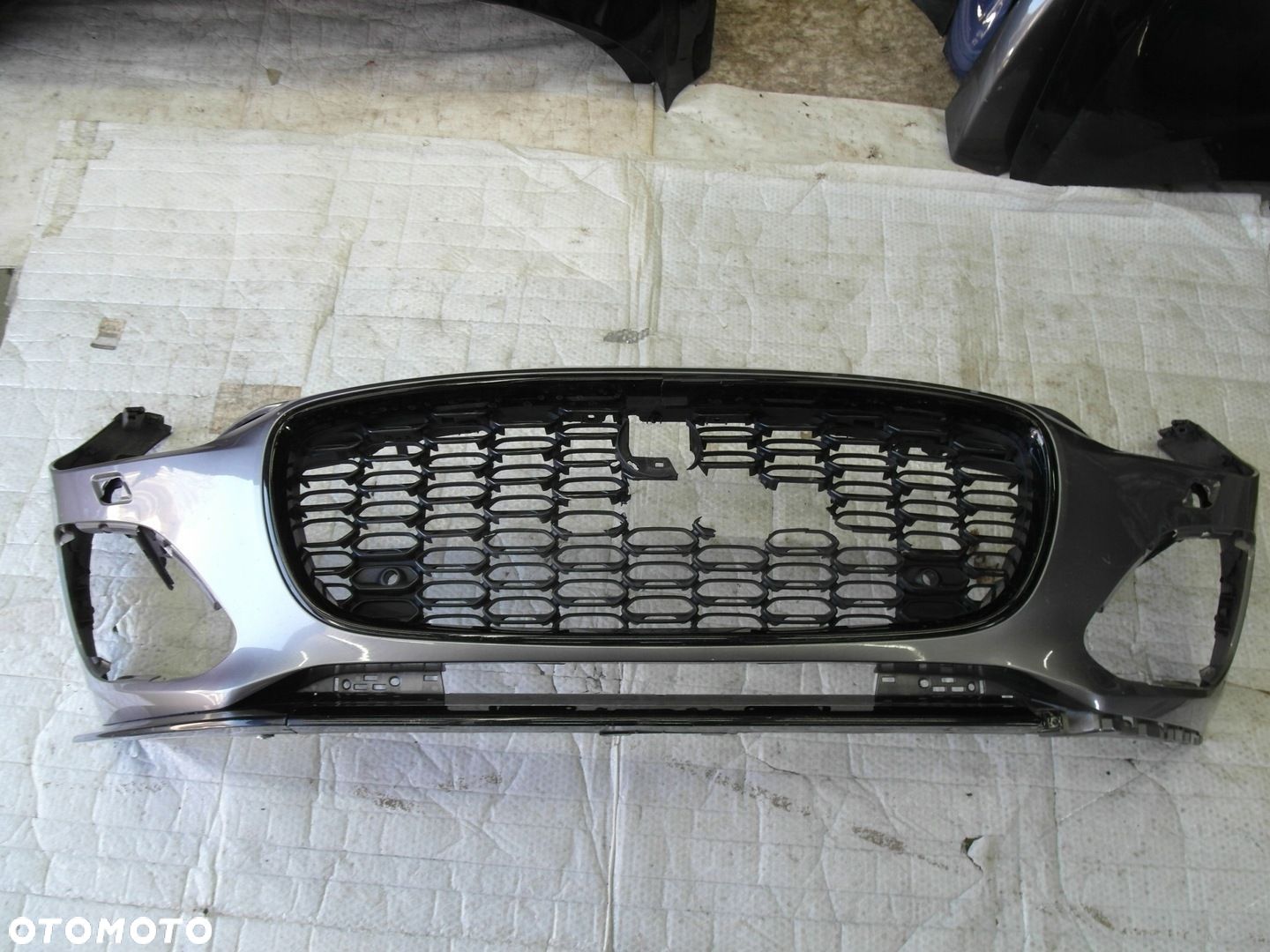 JAGUAR F-TYPE F TYPE LIFT 20R ZDERZAK PRZEDNI - 1