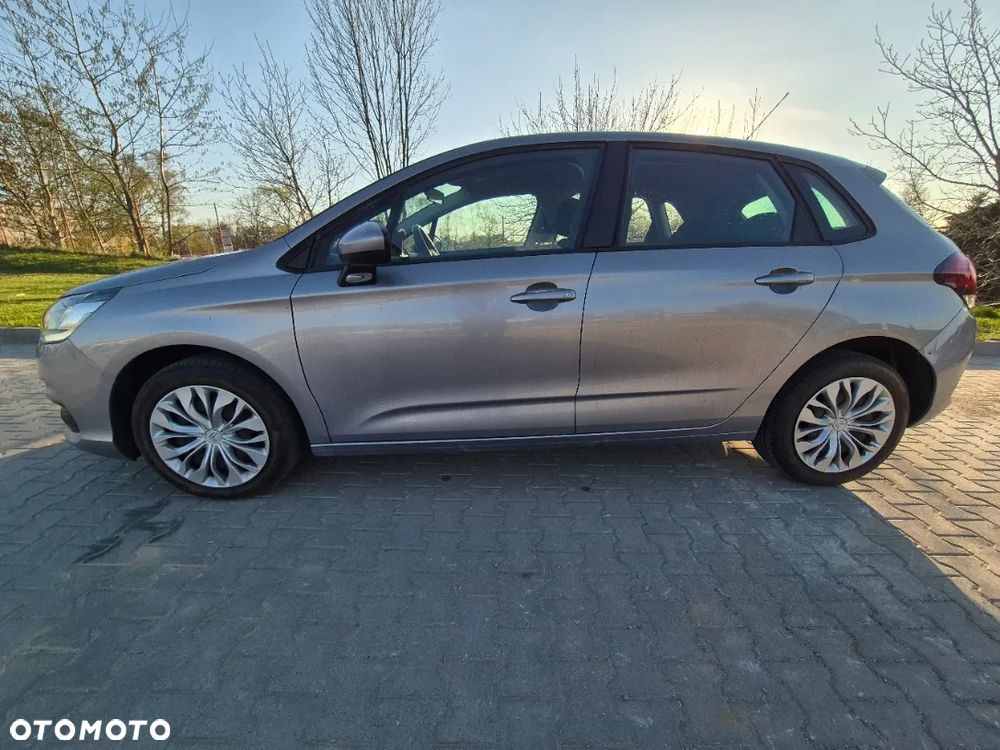 Citroën C4 BlueHDi 100 Selection - 4