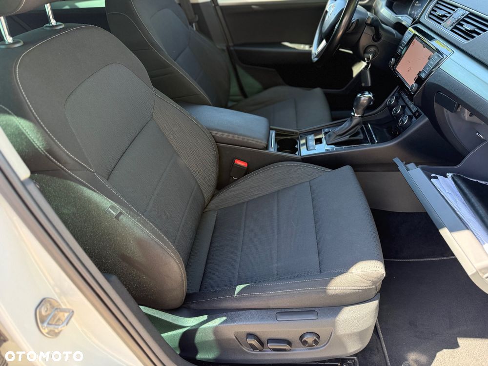 Skoda Superb 2.0 TDI DSG Style - 14
