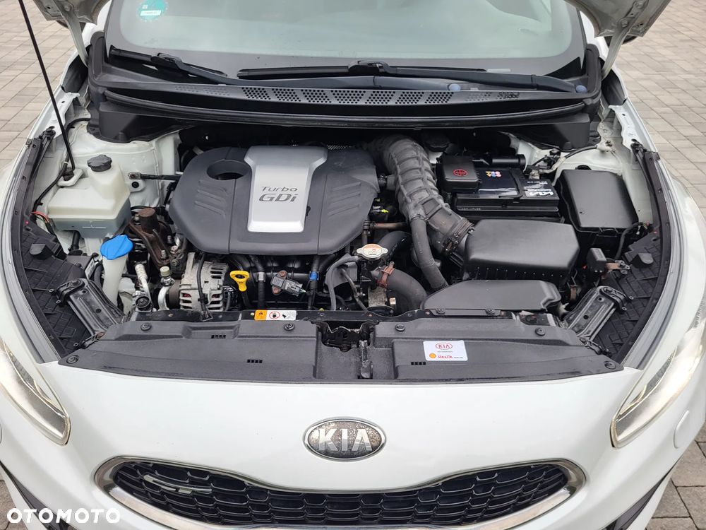 Kia Ceed 1.6 T-GDI GT L - 23