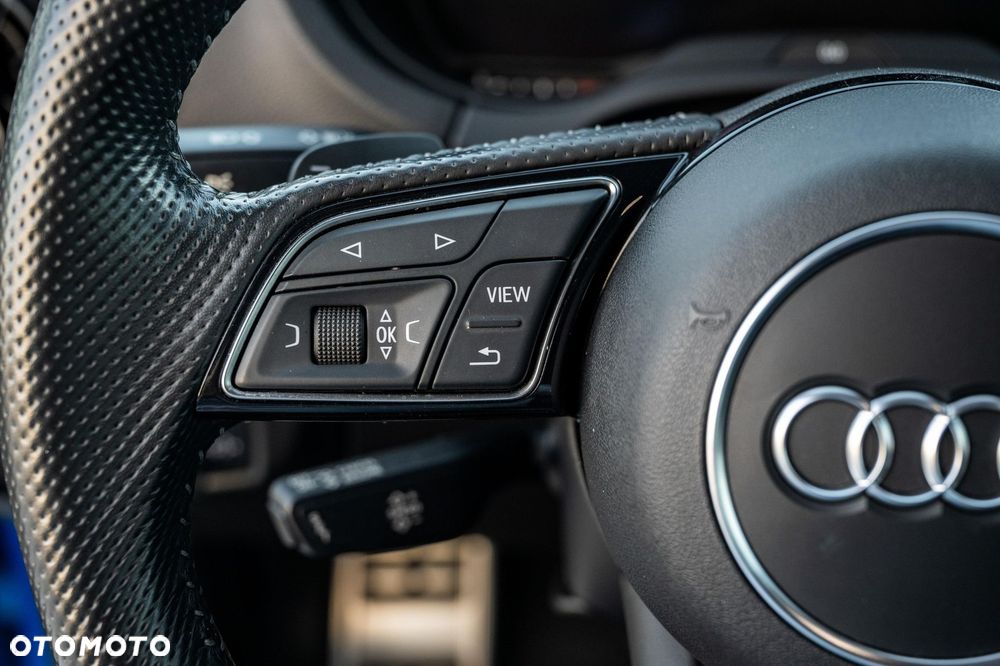 Audi S3 S tronic - 19