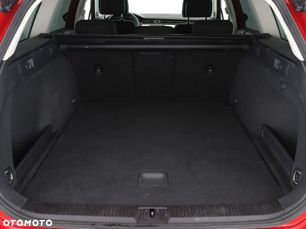 Volkswagen Passat Variant 1.6 TDI (BlueMotion Technology) DSG Comfortline - 21