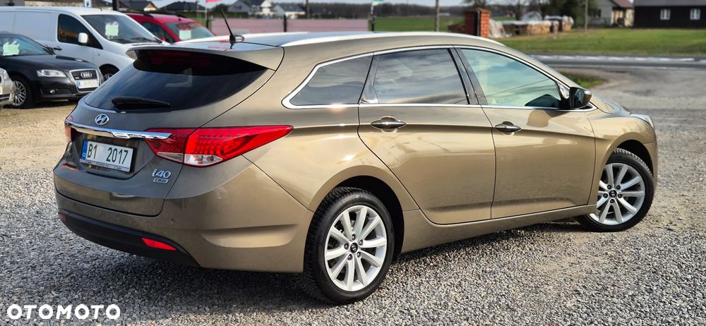 Hyundai i40 i40cw 1.7 CRDi Fifa World Cup Edition - 18