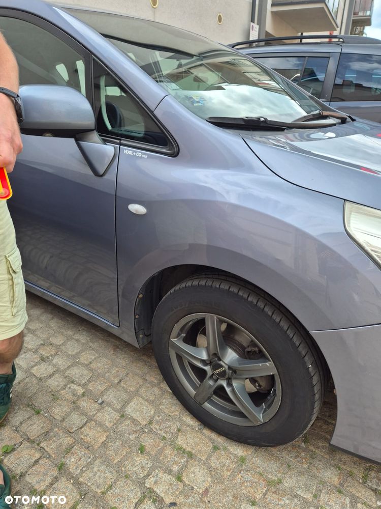 Toyota Verso 1.6 Luna EU5 - 4