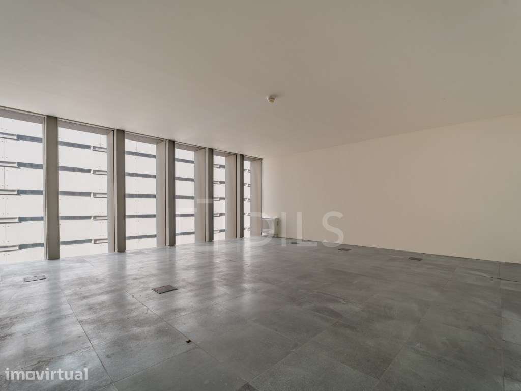 Escritório para arrendar - edifício Burgo Centro, no Porto - Grande imagem: 3/19