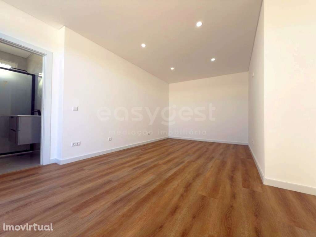 Moradia Moderna T3 em Abelheira (Lourinhã) - Grande imagem: 5/50