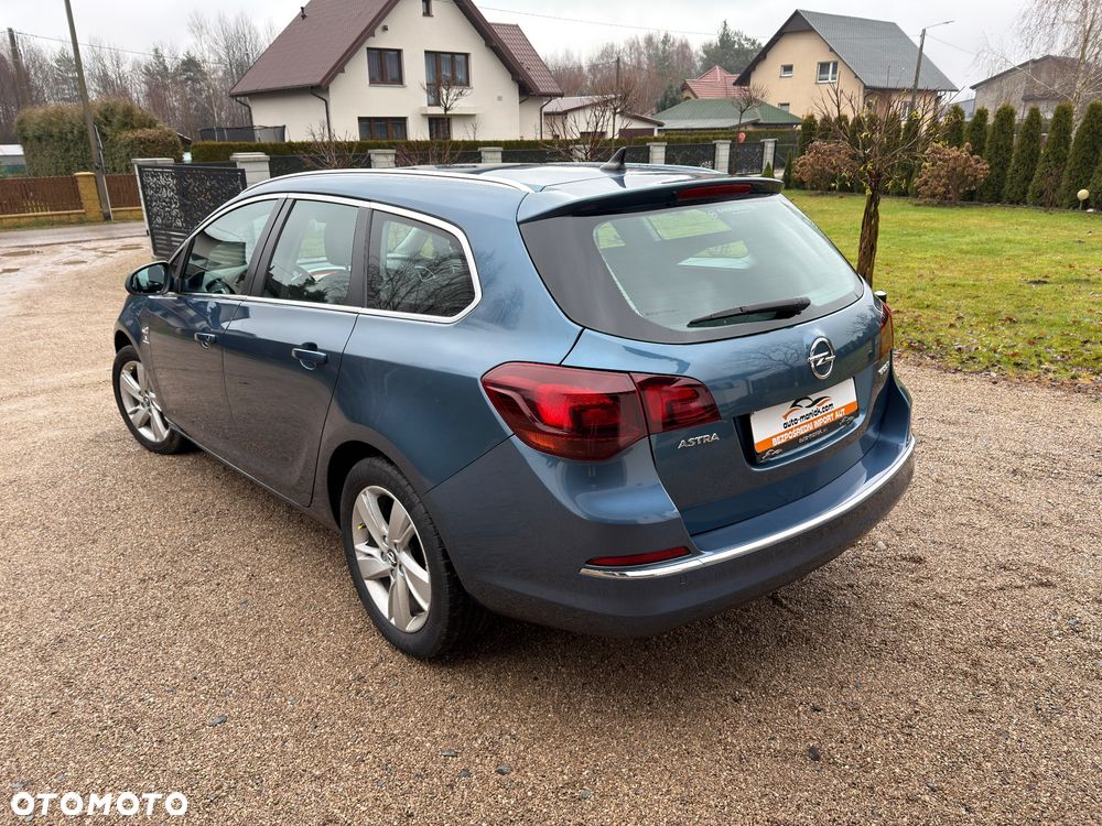 Opel Astra - 2