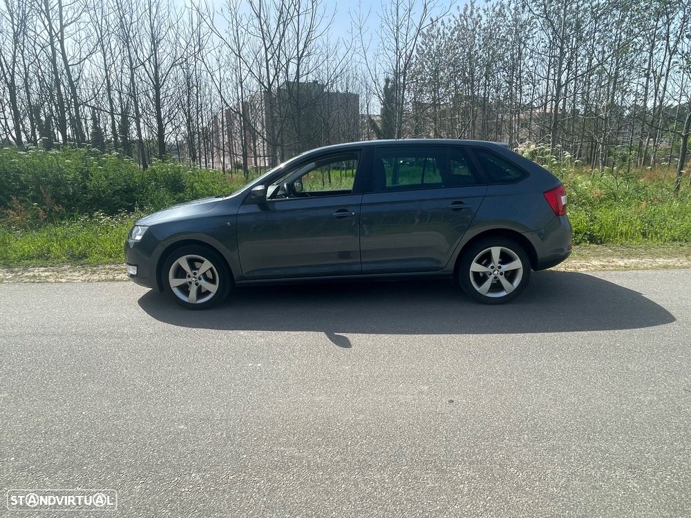 Skoda Rapid Spaceback 1.6 TDi Elegance - 3