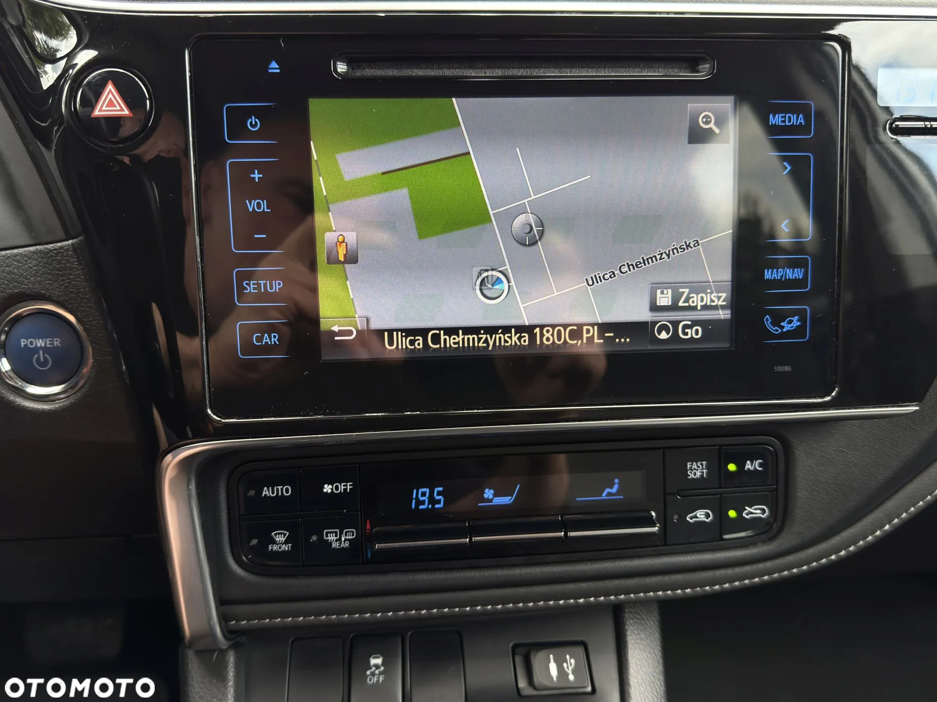 Toyota Auris Hybrid 135 Premium - 25
