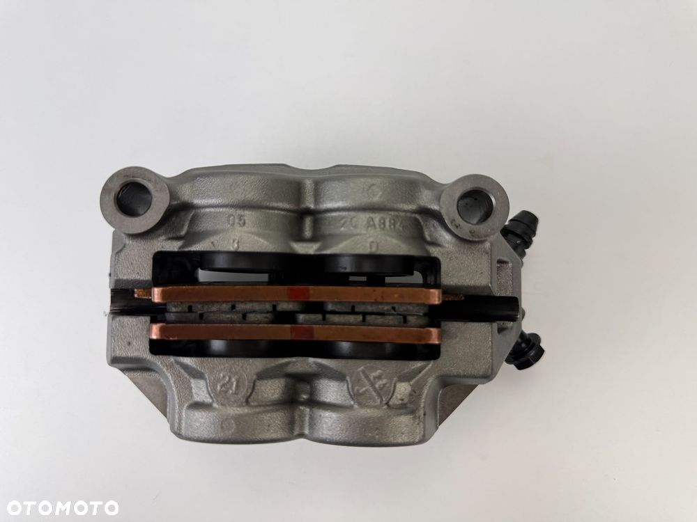 Zacisk hamulcowy przedni prawy Triumph Street Triple 765 RS 2022- - 16