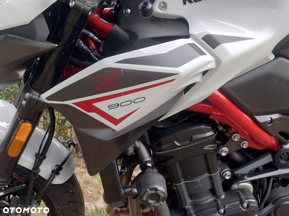 Kawasaki Z 900 - 28