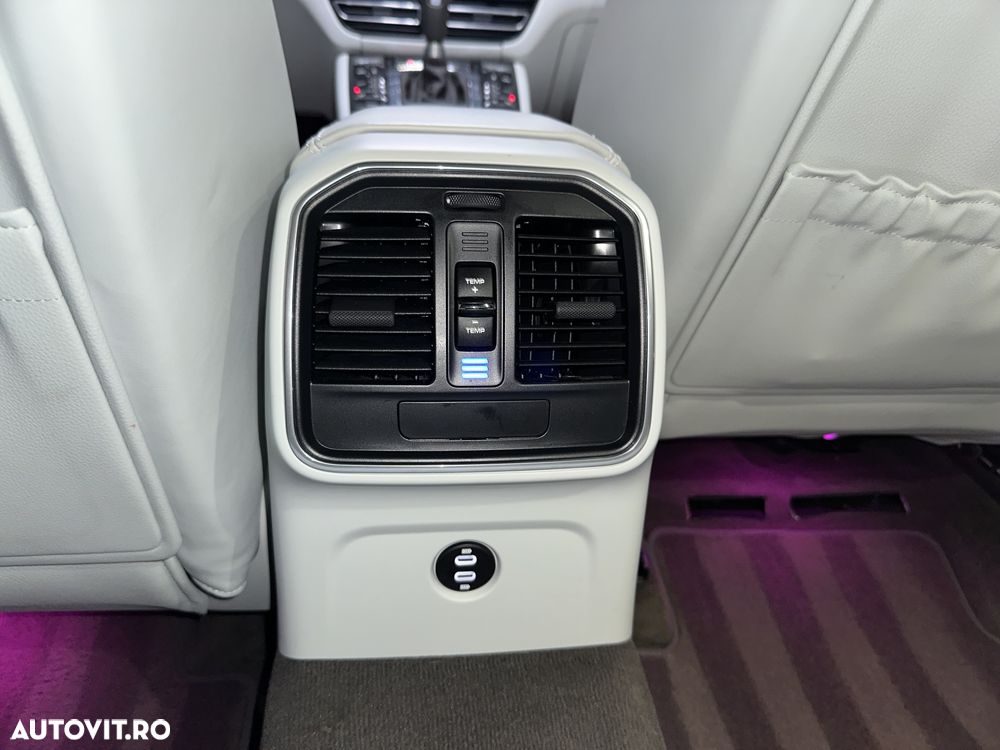 Porsche Macan Standard - 28