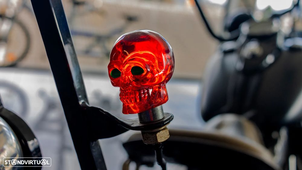 Harley-Davidson Softail Cross Bones - 13