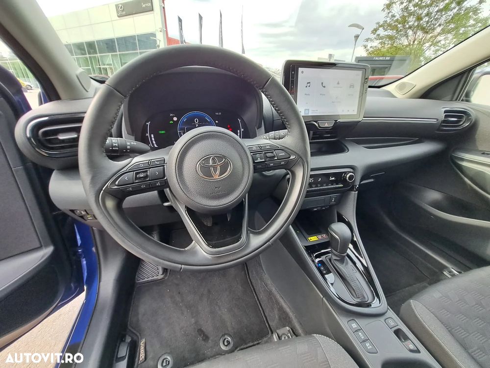 Toyota Yaris - 17