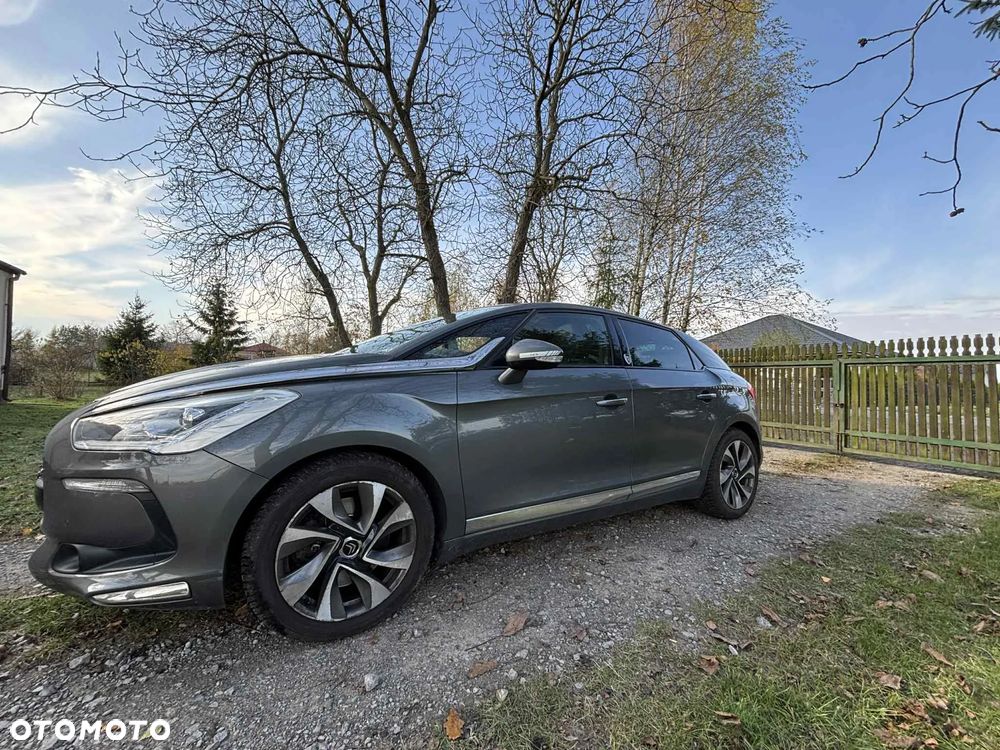 Citroën DS5 2.0 HDi Pure Pearl - 1
