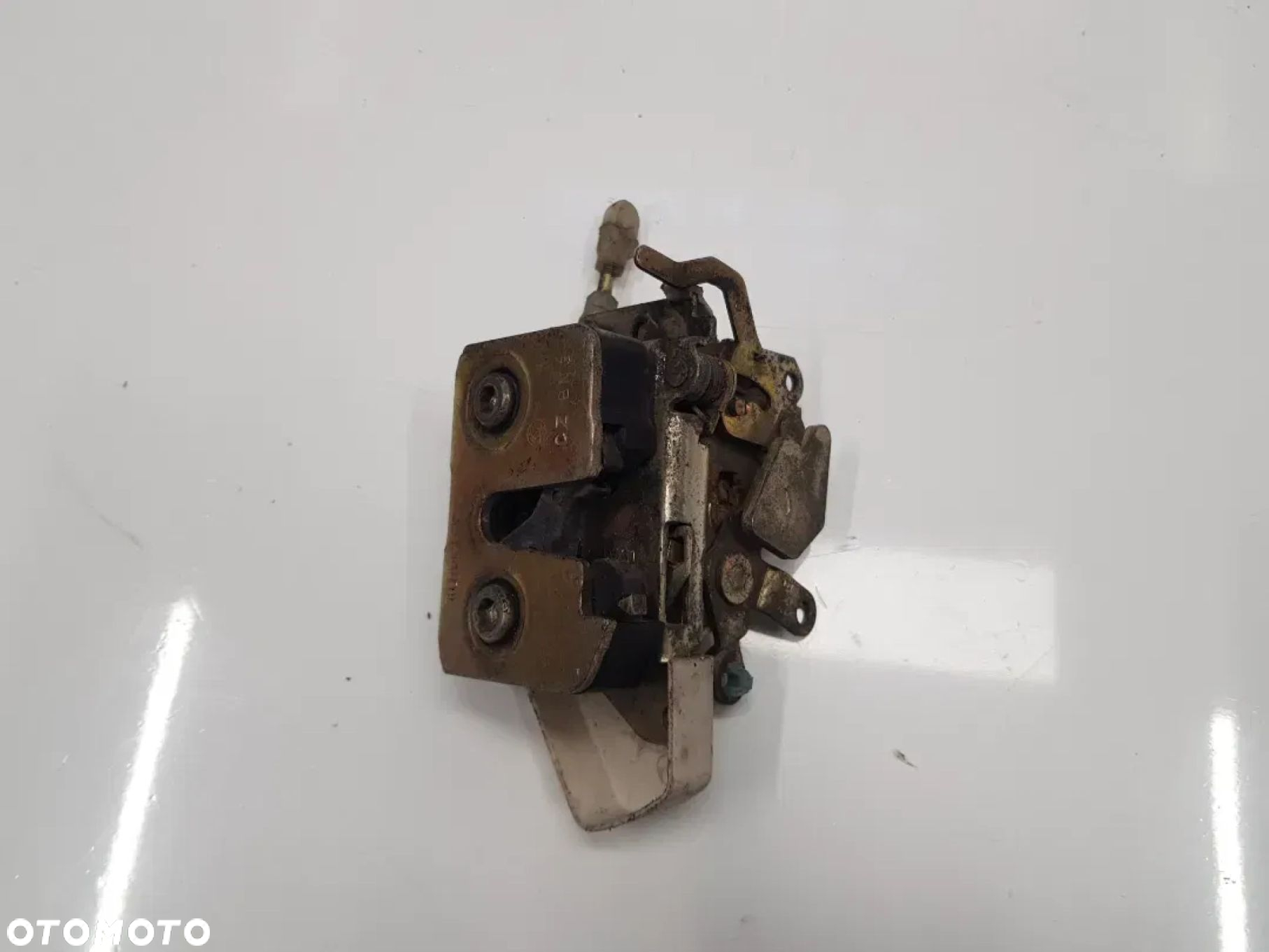 Zamek drzwi prawych Skoda Felicia 6u0837014 - 2