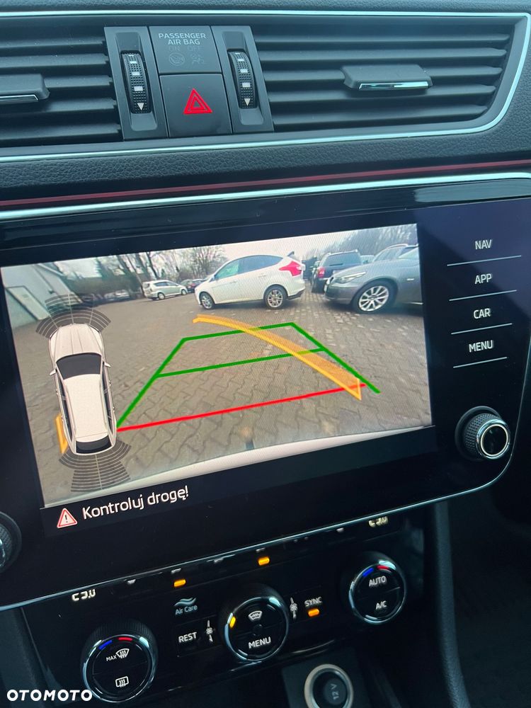 Skoda Superb 2.0 TDI Ambition - 17