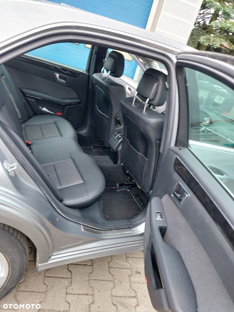 Mercedes-Benz Klasa E 200 CDI DPF BlueEFFICIENCY 7G-TRONIC - 13