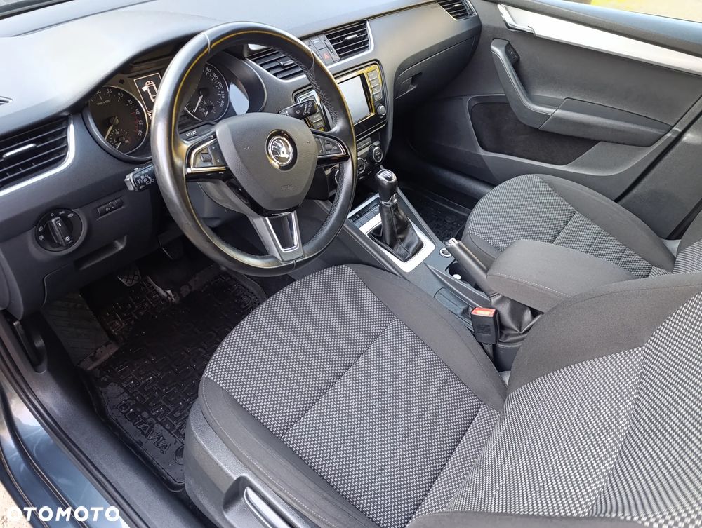 Skoda Octavia 2.0 TDI Edition - 14
