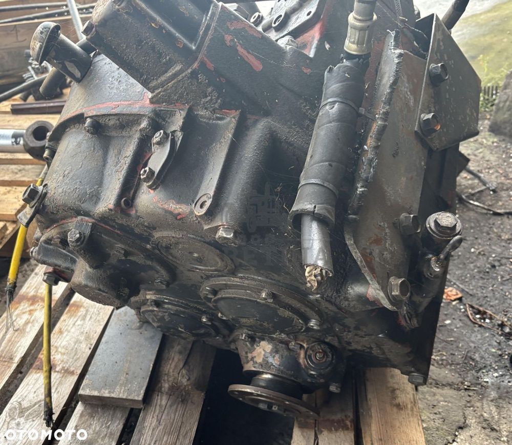 HANOMAG 422 Skrzynia Biegów do ładowarki kołowej HANOMAG 55 D - 4