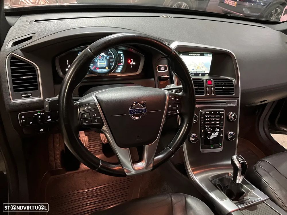 Volvo XC 60 2.0 D4 Summum - 24