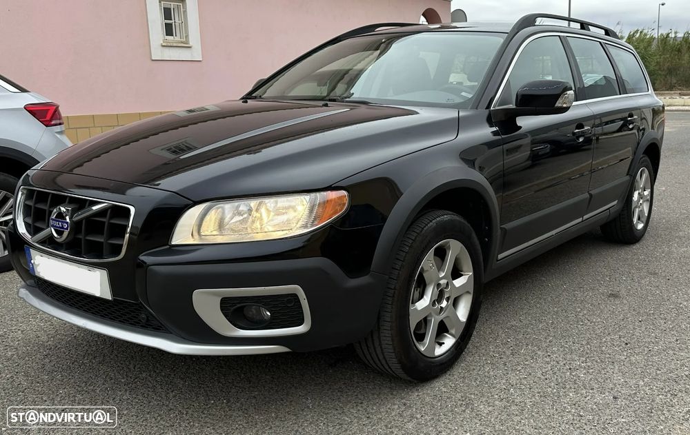 Volvo XC 70 2.0 D3 Drive Momentum - 1