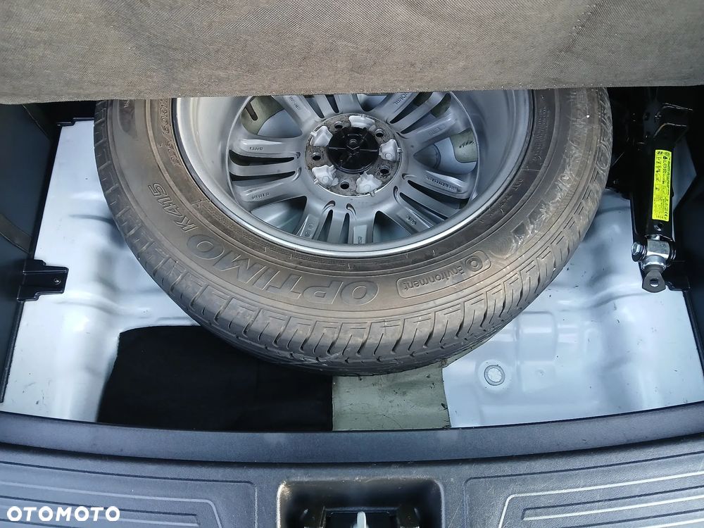 Hyundai ix35 1.7 CRDi 2WD blue Finale Gold - 12