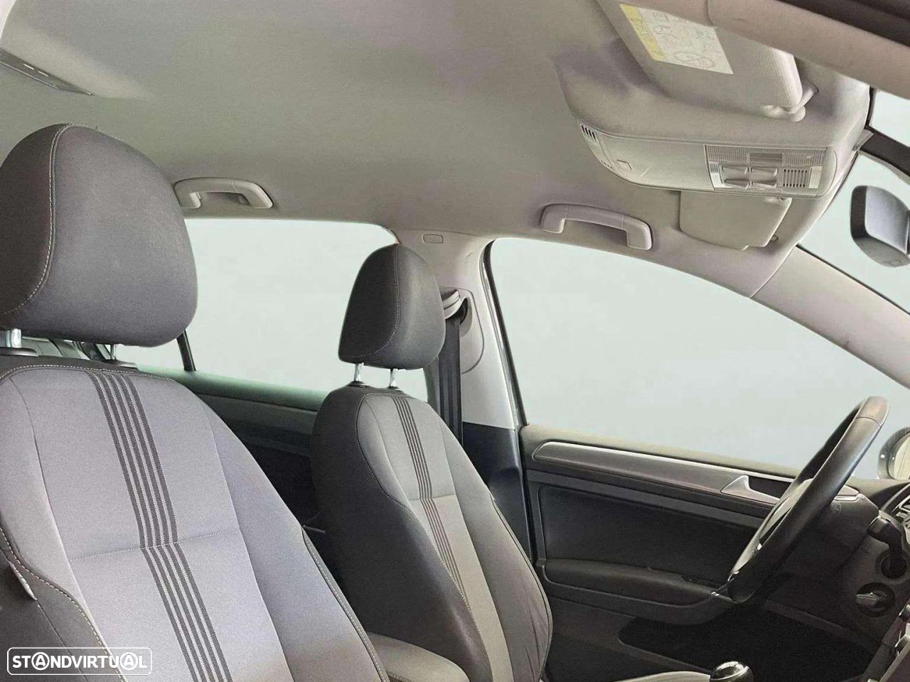 VW Golf - 16