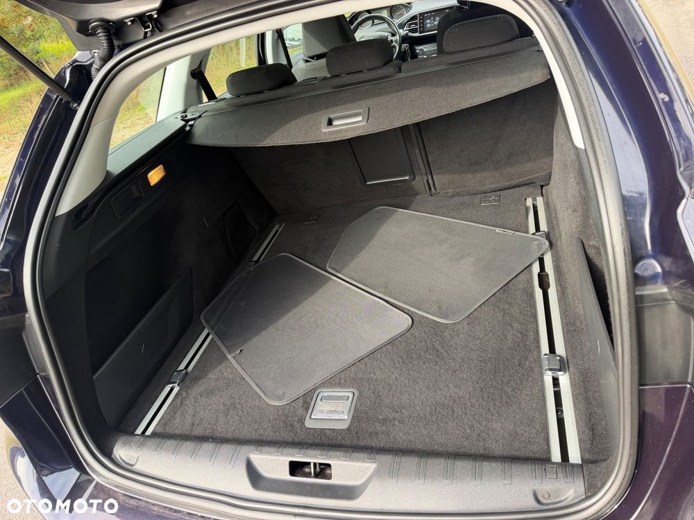 Peugeot 308 - 15