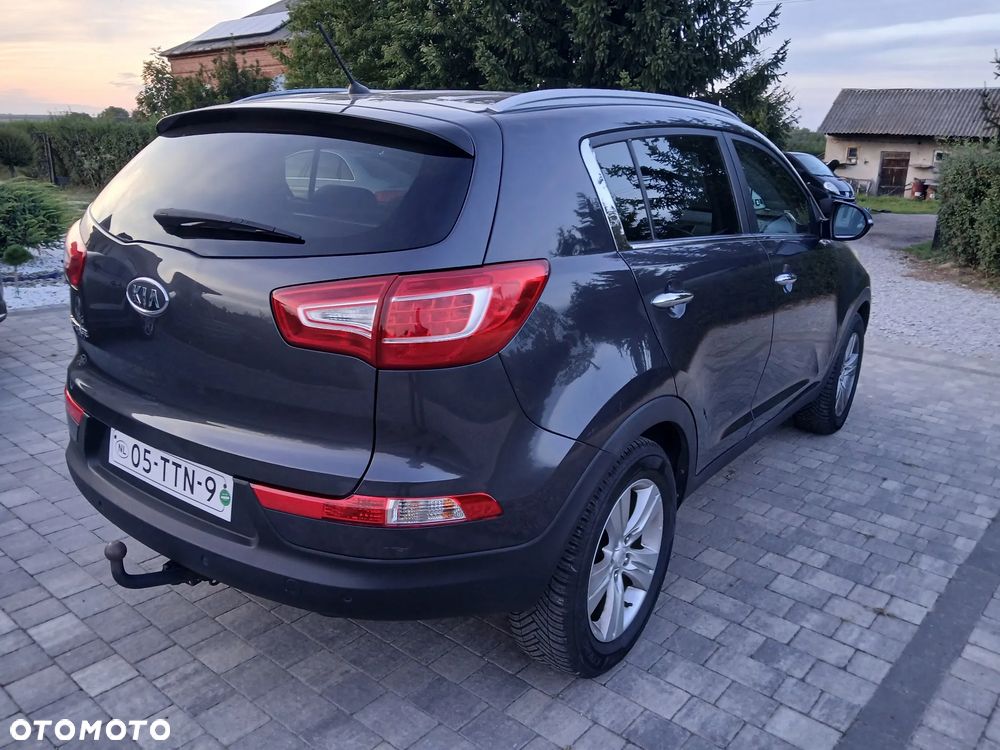 Kia Sportage 2.0 L - 5