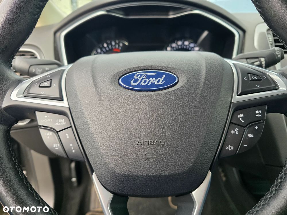 Ford Mondeo 2.0 EcoBlue Titanium - 16