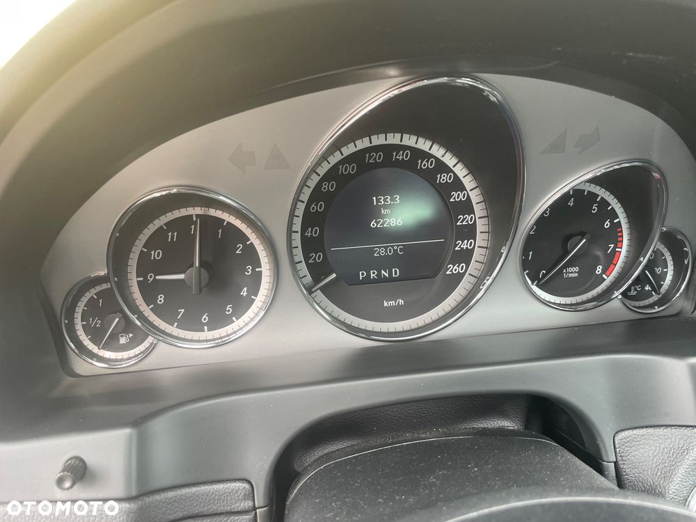 Mercedes-Benz Klasa E 350 CGI BlueEff - 12