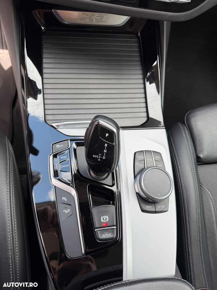 BMW X3 xDrive20d AT xLine - 10