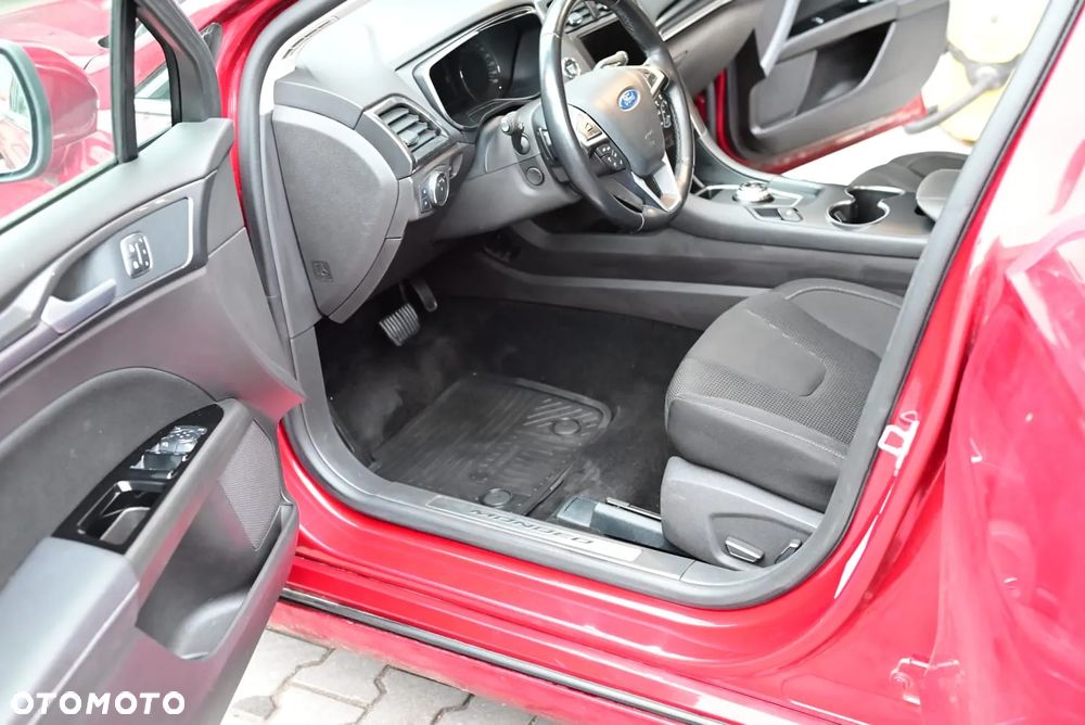 Ford Mondeo 2.0 EcoBlue Titanium - 21