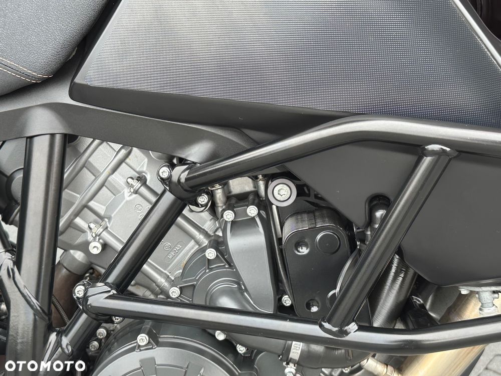 KTM Super Adventure - 16