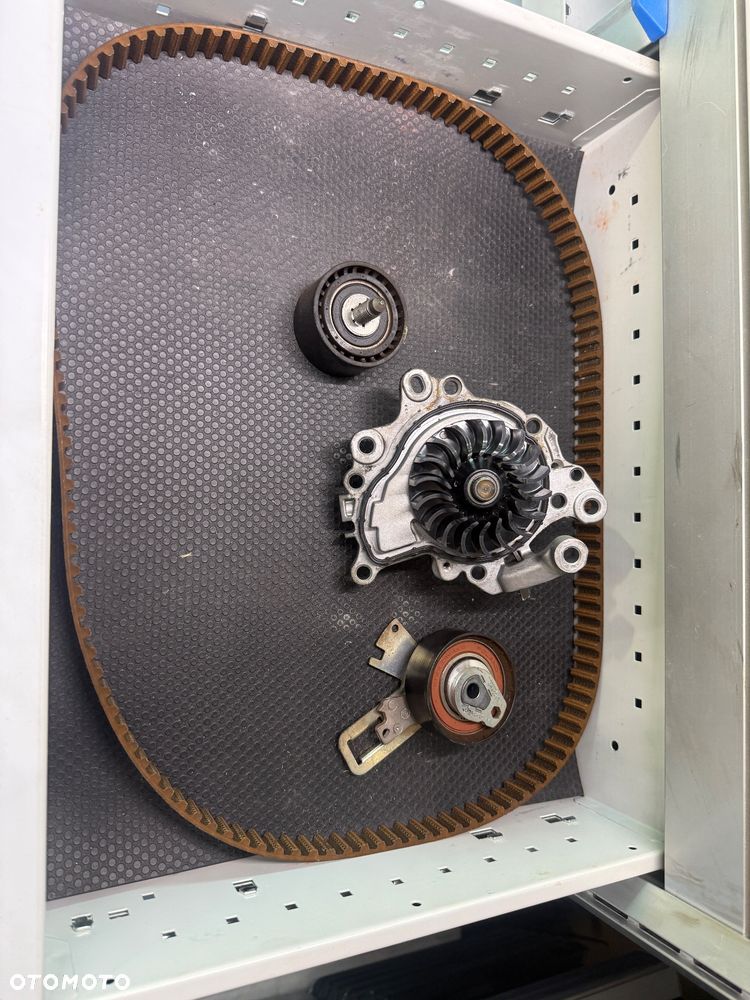 Ford Transit connect - 14