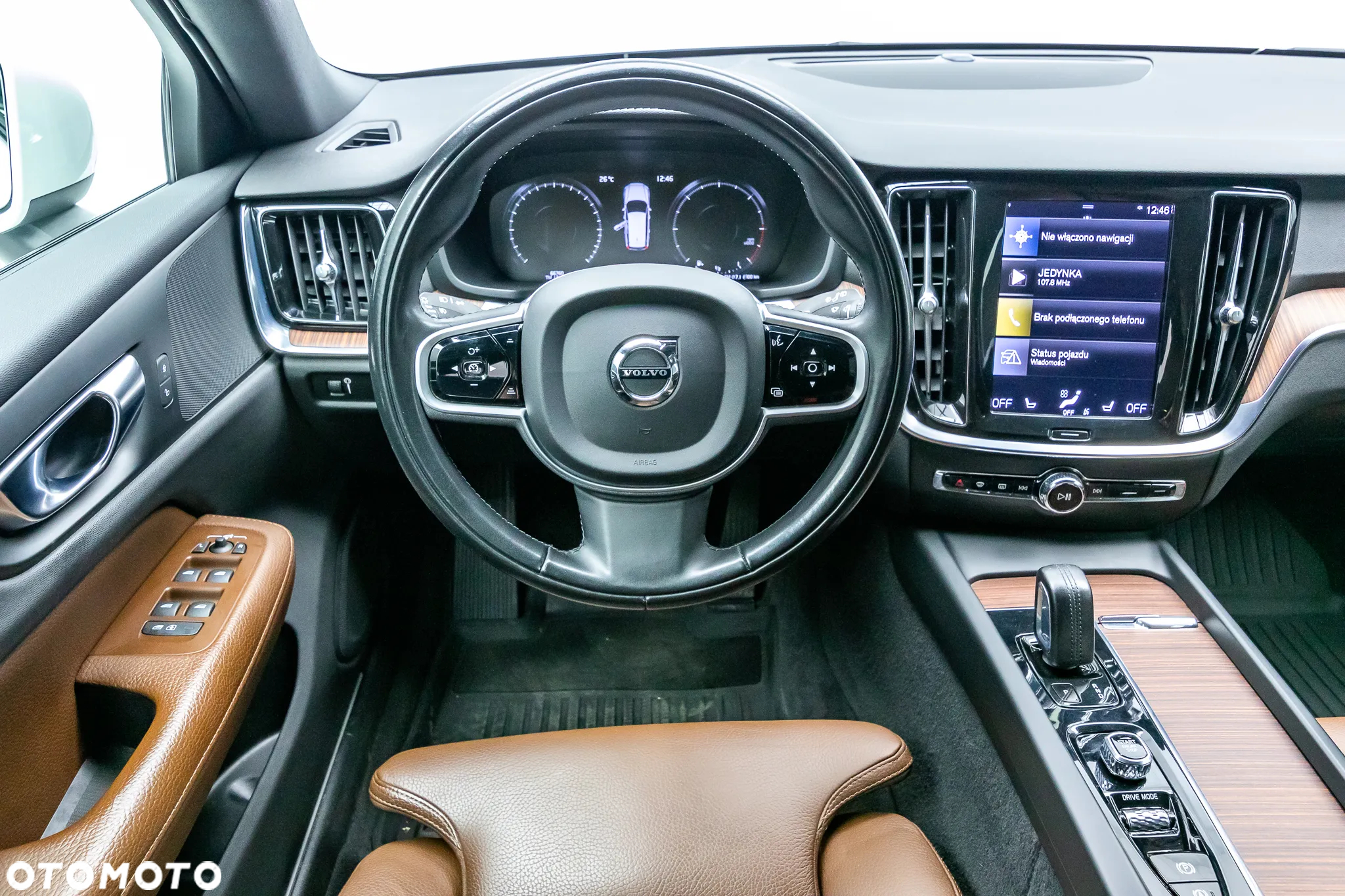 Volvo V60 Cross Country - 12