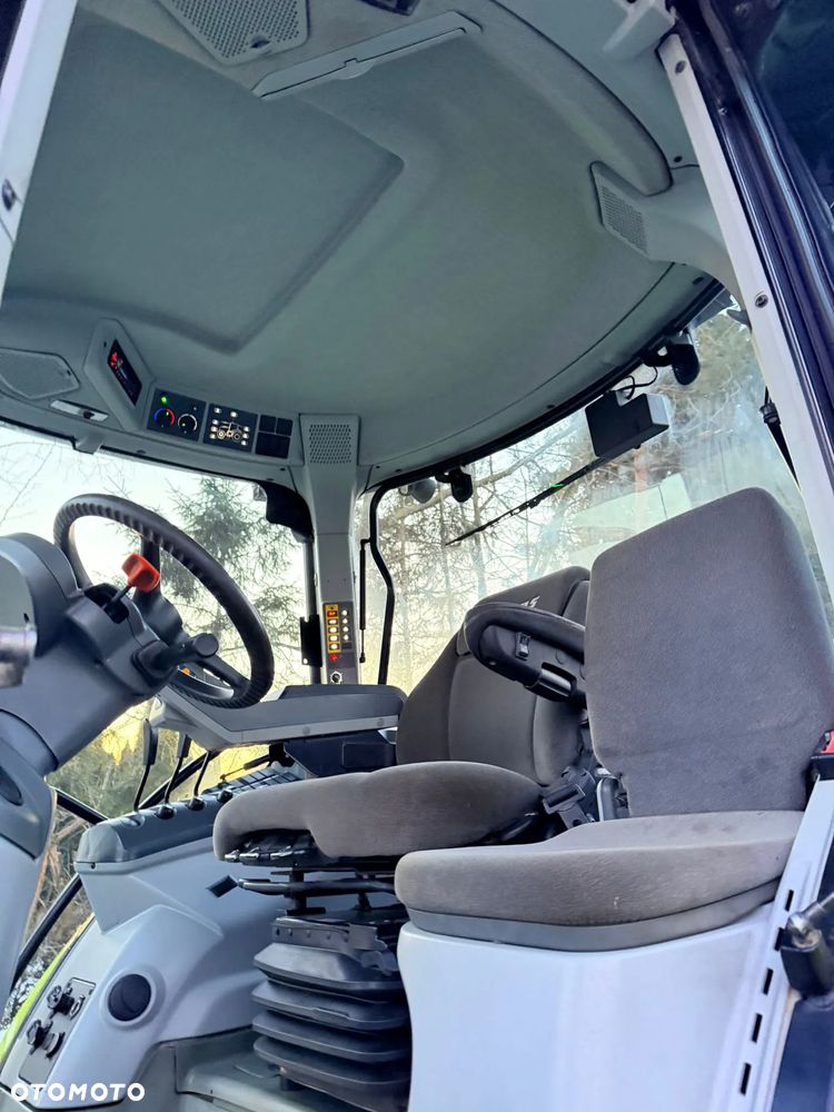 Claas Arion 630 - 16