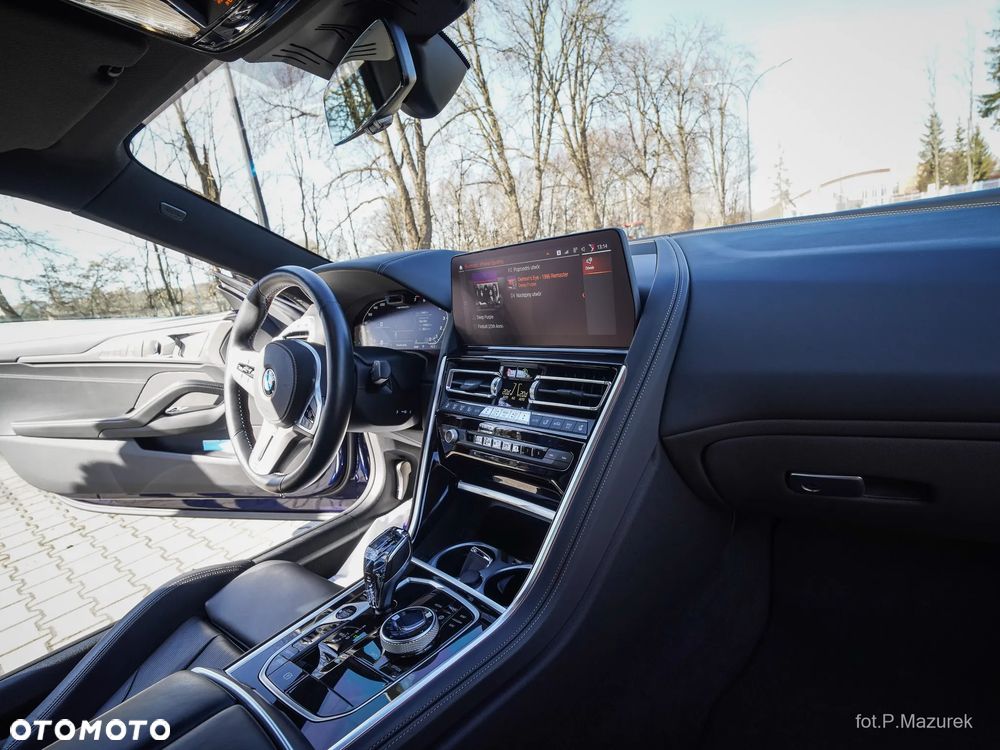 BMW Seria 8 - 12