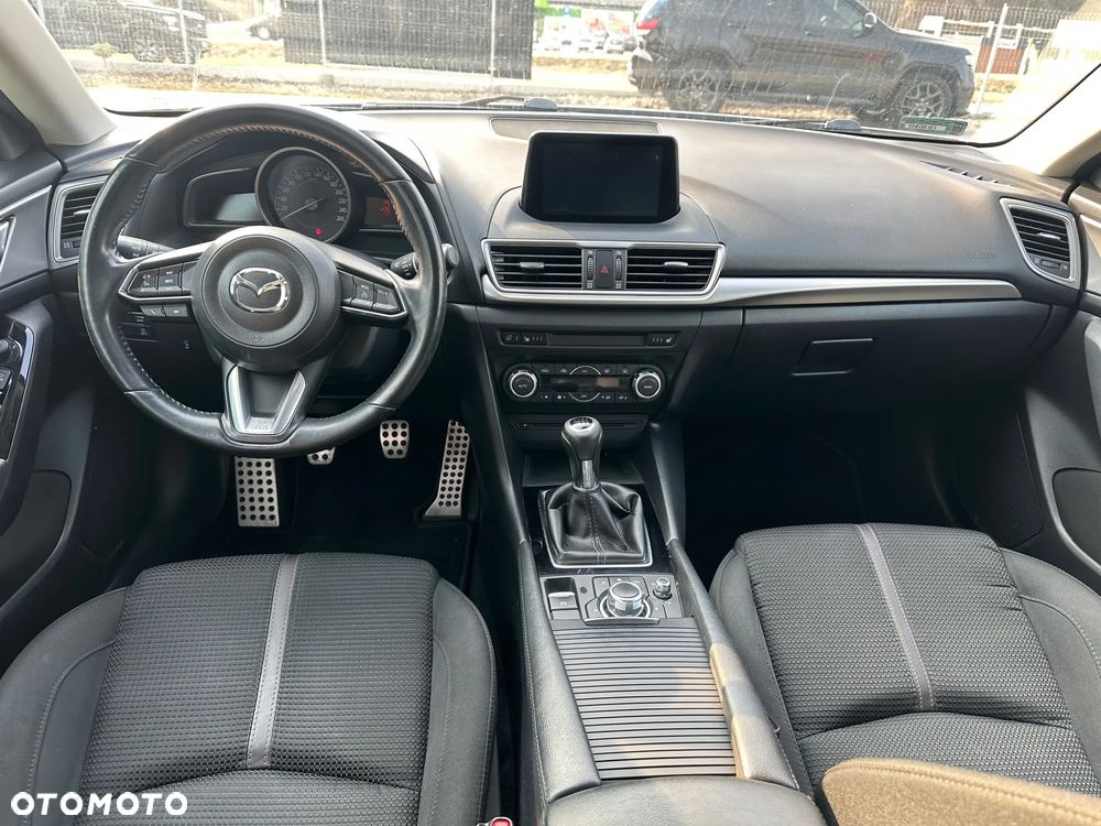 Mazda 3 - 11