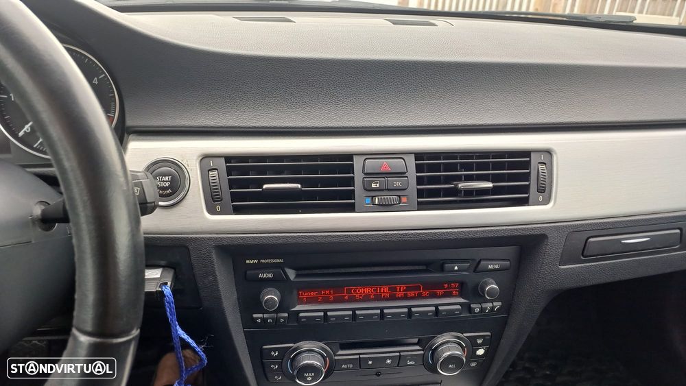 BMW 320 d Coupe - 17