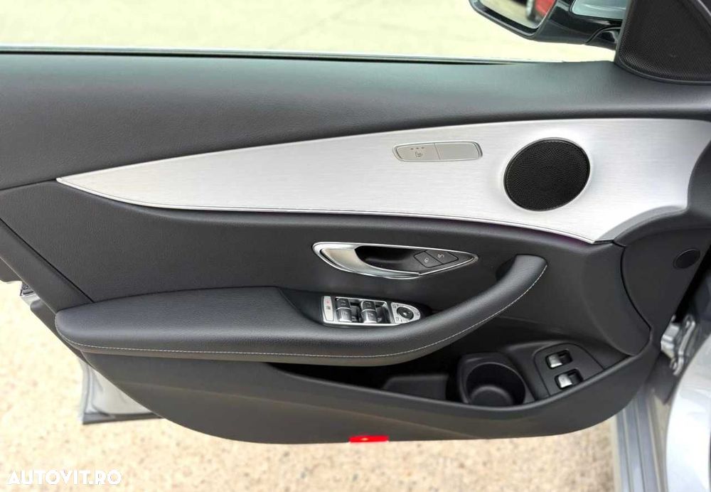 Mercedes-Benz E - 16