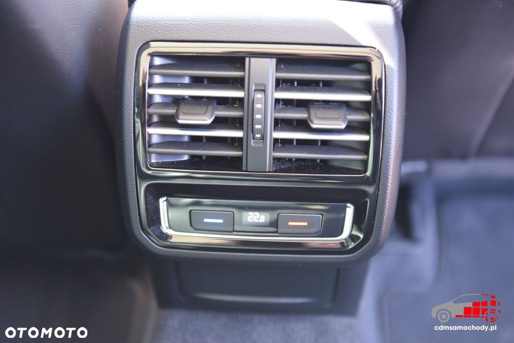 Volkswagen Passat - 19