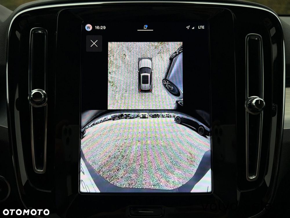 Volvo XC 40 - 31