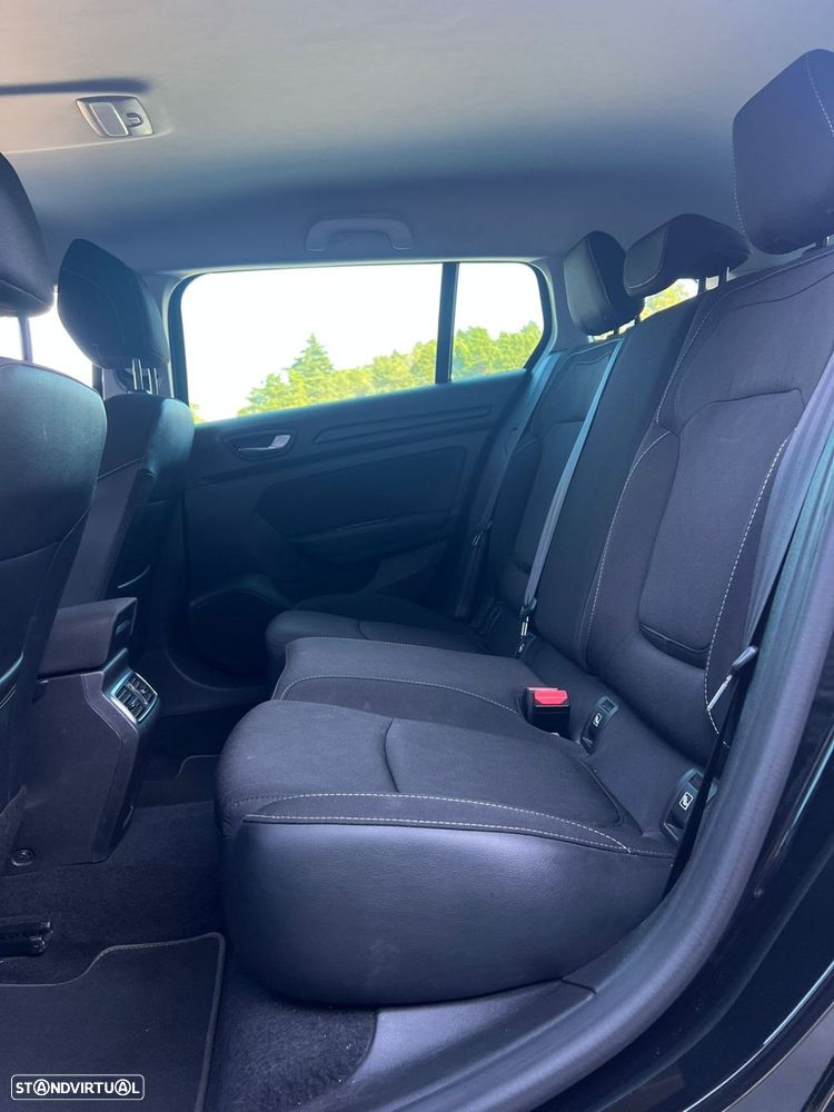 Renault Mégane Sport Tourer 1.5 Blue dCi Intens - 11