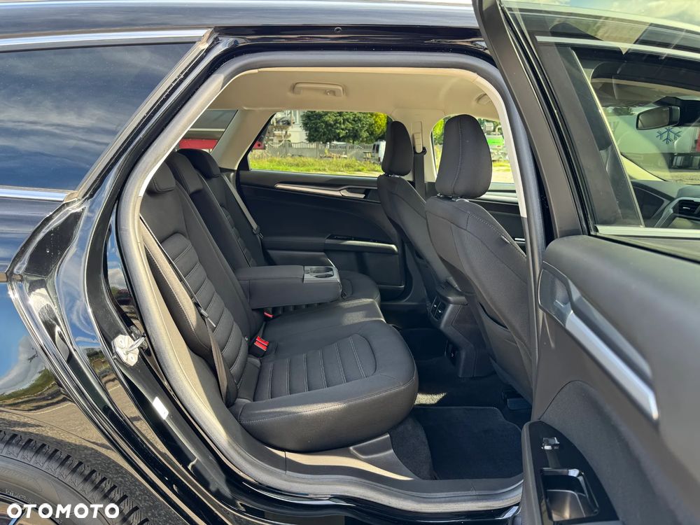 Ford Mondeo 1.5 EcoBoost Titanium - 32