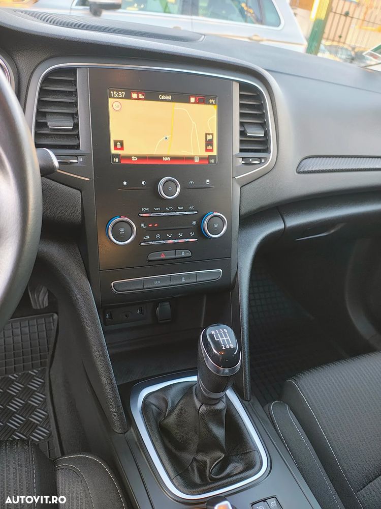 Renault Megane BLUE dCi 115 BUSINESS EDITION - 9