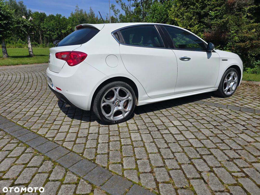 Alfa Romeo Giulietta 2.0 JTDM 16V Turismo - 11